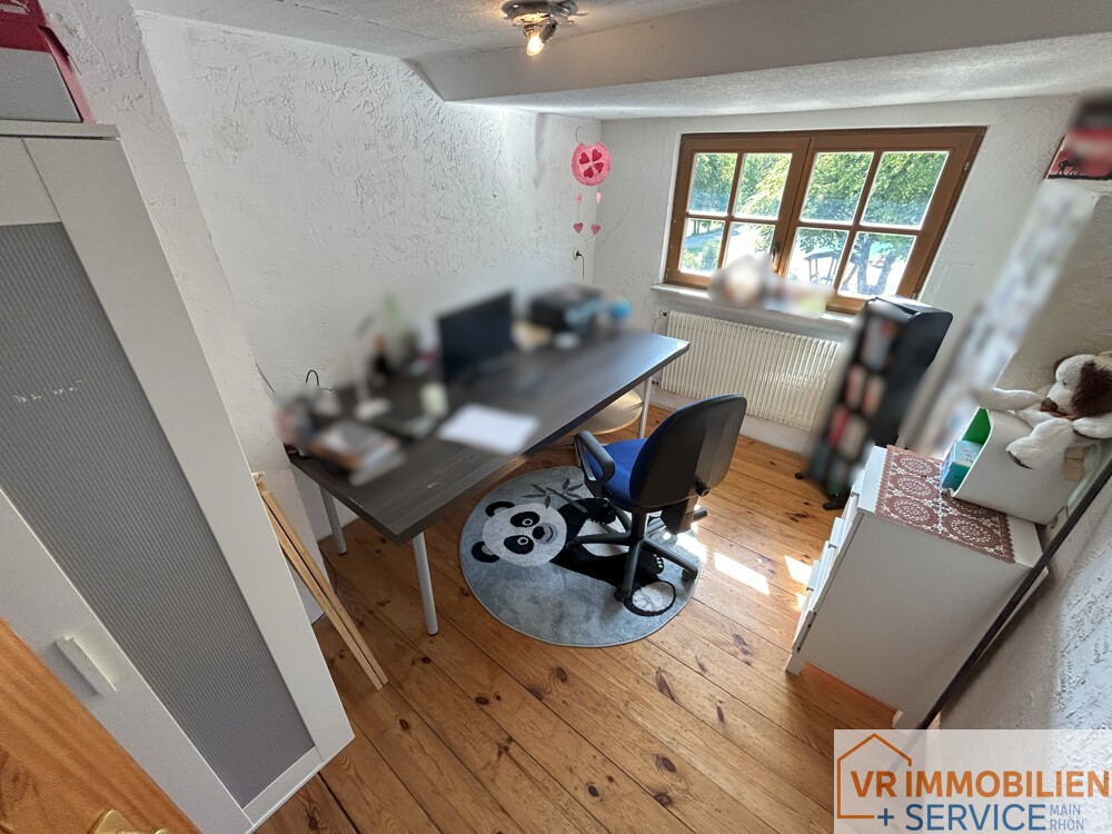 Urlaub für Gäste und ein Zuhause für Sie! - Wohnhaus mit Pension in idyllischer Lage von 97647 Hausen!