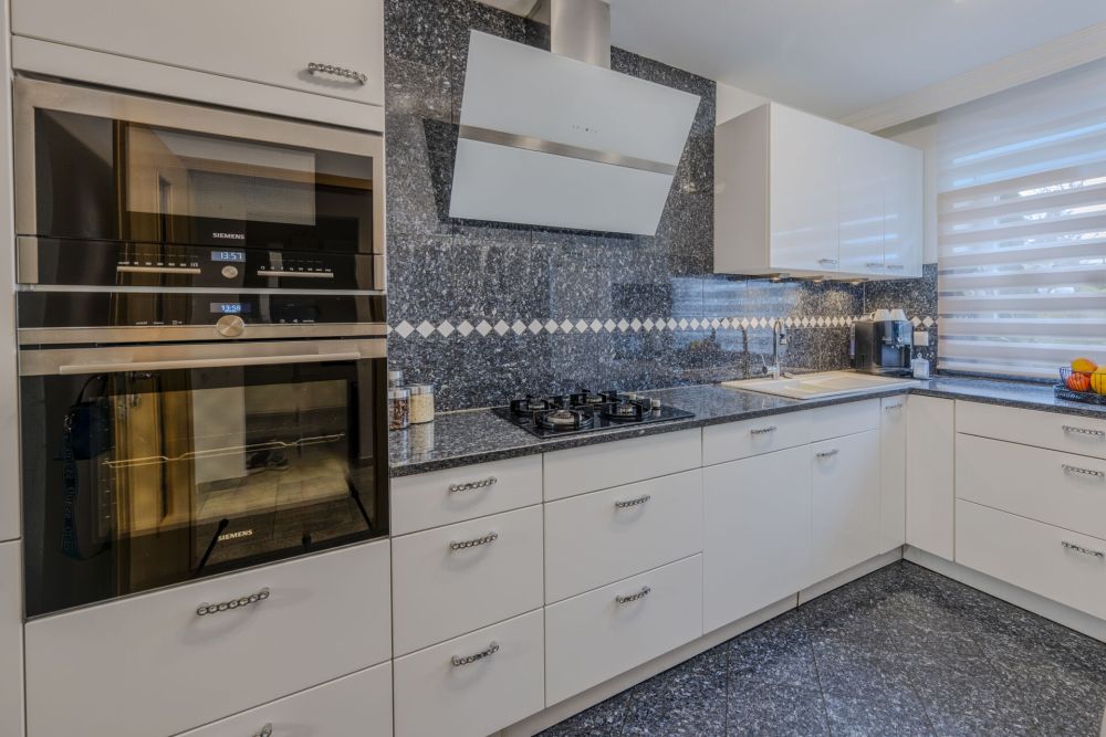 Kapitalanlage - Sehr gepflegtes, vermietetes Haus in ruhiger Lage