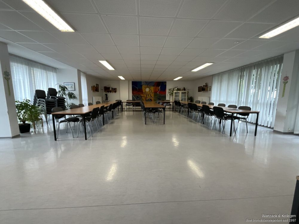 2-Zimmer-Wohnung 
mit ca. 52 m² Wohnfläche 
im betreuten Wohnen in Schwabach