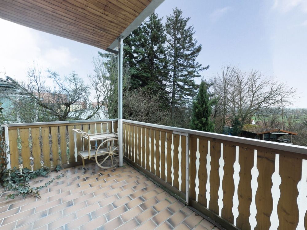 Genügend Platz für die ganze Familie - großzügige  Haus-im-Haus -Eigentumswohnung bei Bad Windsheim (15)