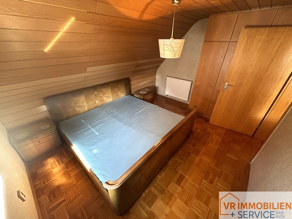 Mehr als nur vier Wände! - Einfamilienhaus mit Nebengebäude, Doppelgarage & Garten in 97618 Wollbach!