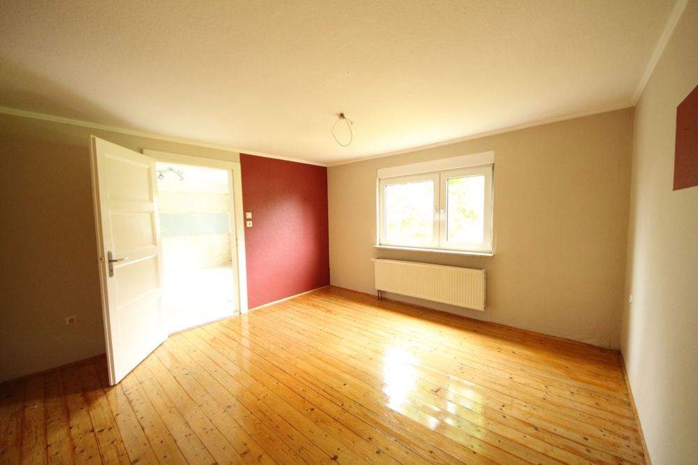 Zimmer Erdgeschoss (2)