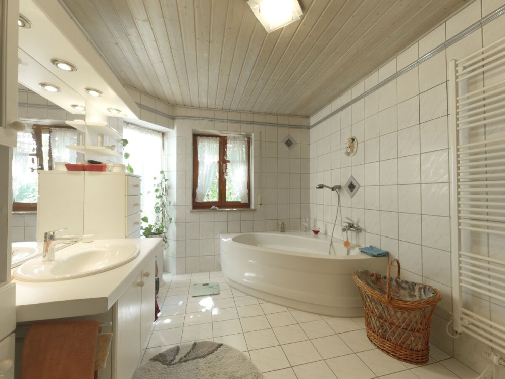 Traumhaus mit viel Platz für die ganze Familie und Ihre Hobbys!