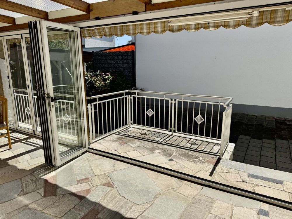 Ein- bis Zweifamilienhaus + Bauplatz