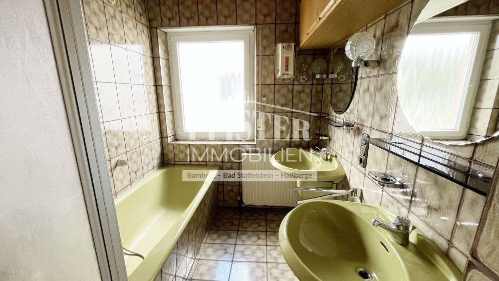 Großzügiges Zweifamilienhaus in idyllischer Lage am Ebinger See