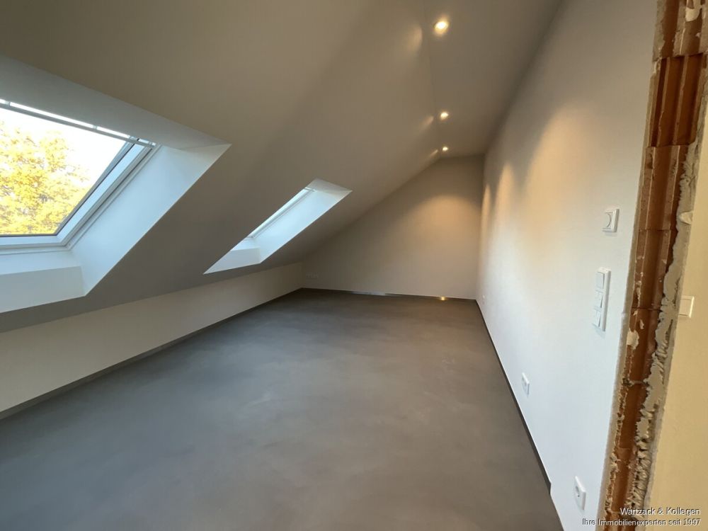 Neubau-Erstbezug: 
Wunderschöne, helle Dachterrassenwohnung 
in Schwabach-Penzendorf