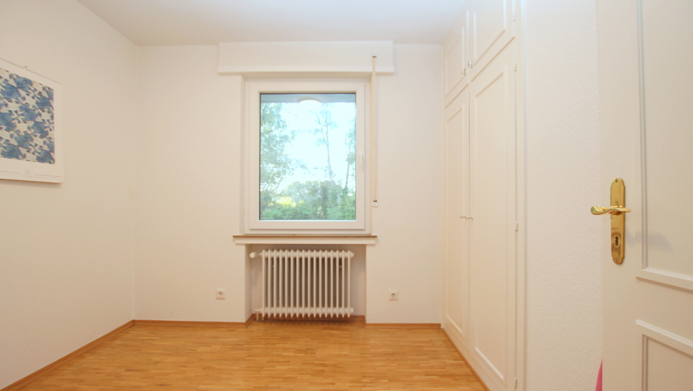 Charmantes Landhaus mit Nebengebäude und Parkgrundstück in idyllischer Wohnlage in Bad Zwischenahn