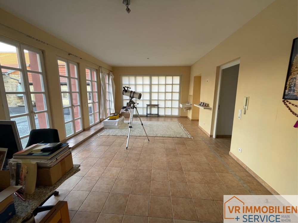 Einzigartige Immobilie mit historischem Flair: Ehemalige Amtskellerei in 97631 Bad Königshofen!