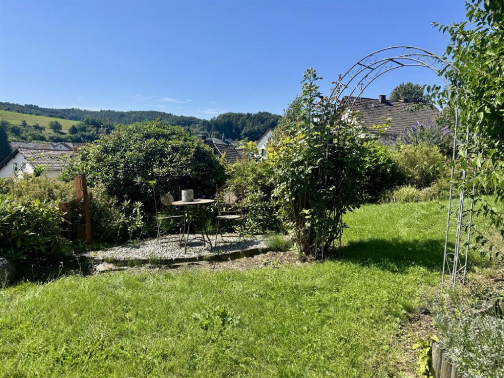 Ruhiges Wohnen mit traumhaftem Ausblick!