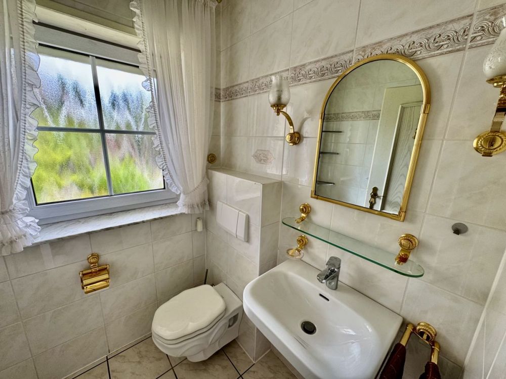 Einfamilienhaus in ruhiger und idyllischer Lage
- Ein Zuhause mit Herz in bester Lage von Rodgau -