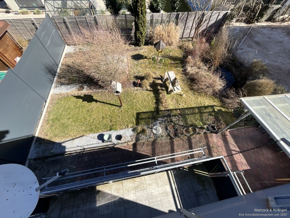 kleines Stadthaus mit wunderschönem Garten in Toplage: 
Innenstadt & Erholung 
zu Fuß zu erreichen