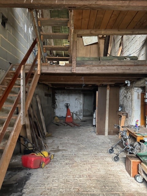 Großzügiges Wohnhaus mit Ausbaureserve