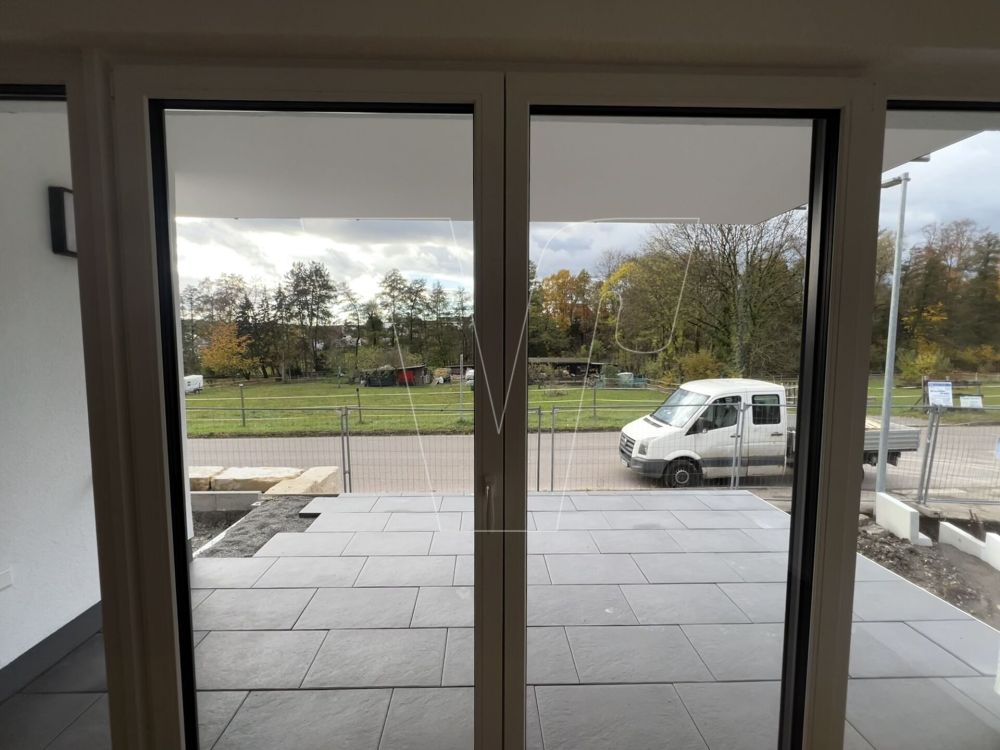 Großzügige barrierefreie Neubau-Wohnung mit Terrasse