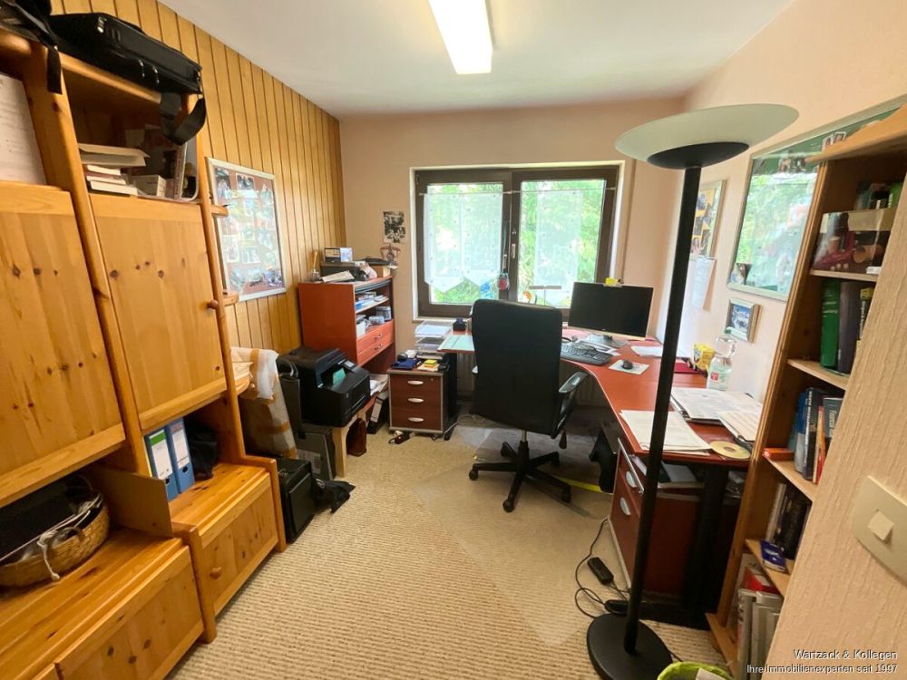 Doppelhaushälfte 
in bester Lage von Limbach 
für die ganze Familie!