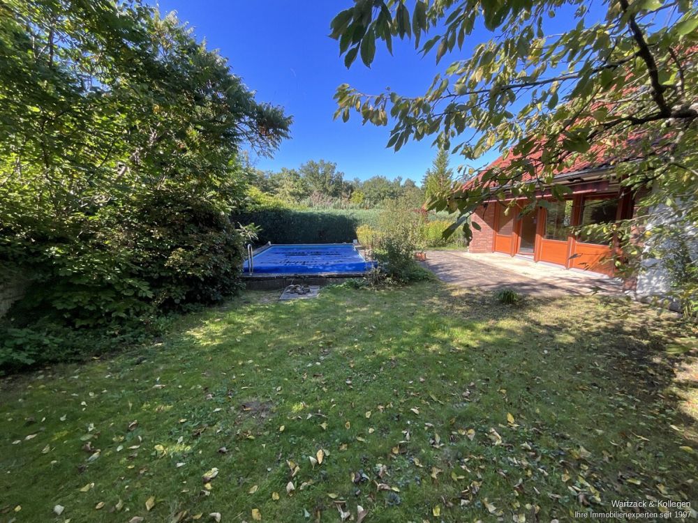 Der Aufwand lohnt sich 
- Einfamilienhaus mit Renovierungsbedarf 
auf traumhaftem Grundstück