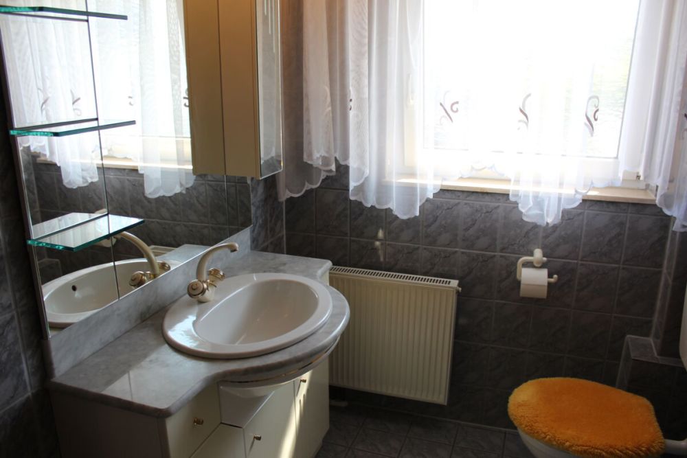 Kelkheim-Fischbach
Schönes Reihenmittelhaus in guter Lage