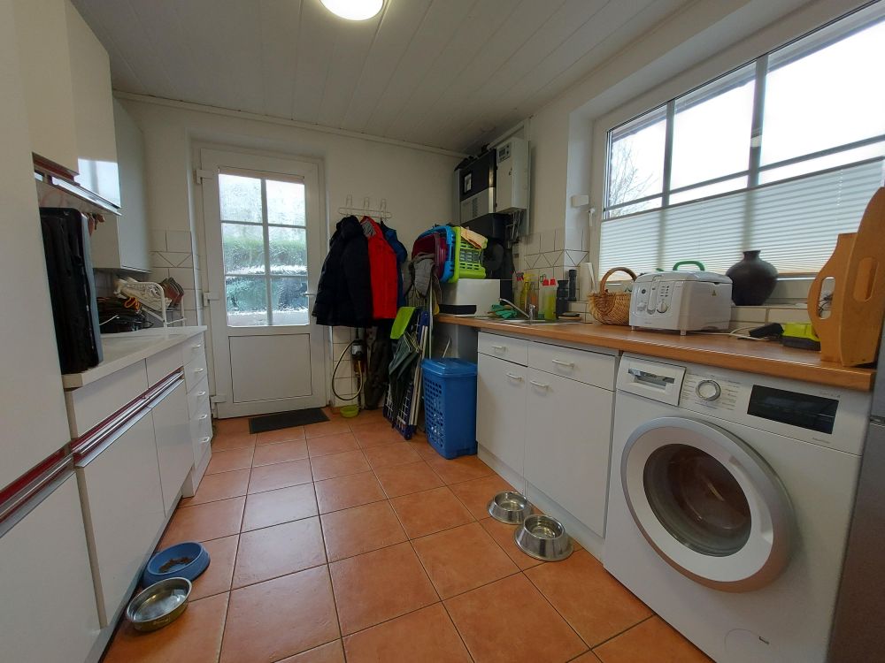 Sehr schönes Einfamilienhaus in der Nähe zum Nord-Ostsee-Kanal mit Wintergarten und Carport