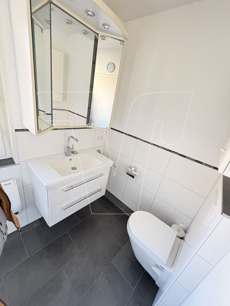 Charmantes Reihenendhaus in sehr guter Lage