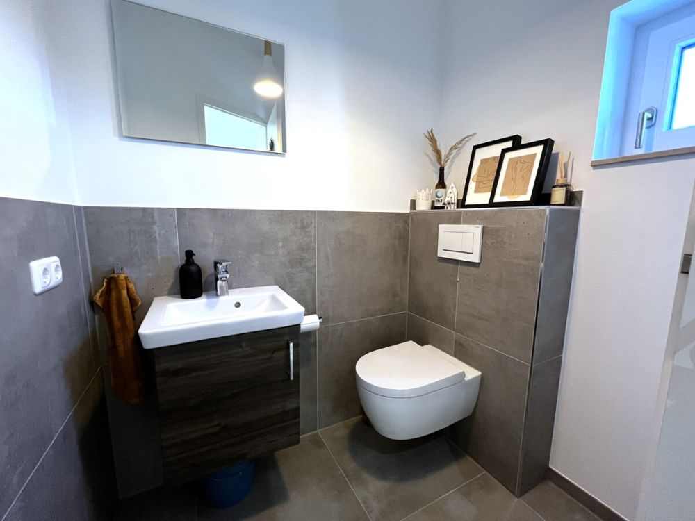 Penthouse-Traum mit atemberaubender Aussicht: Ihr neues Domizil in Neuendettelsau erwartet Sie! (16)