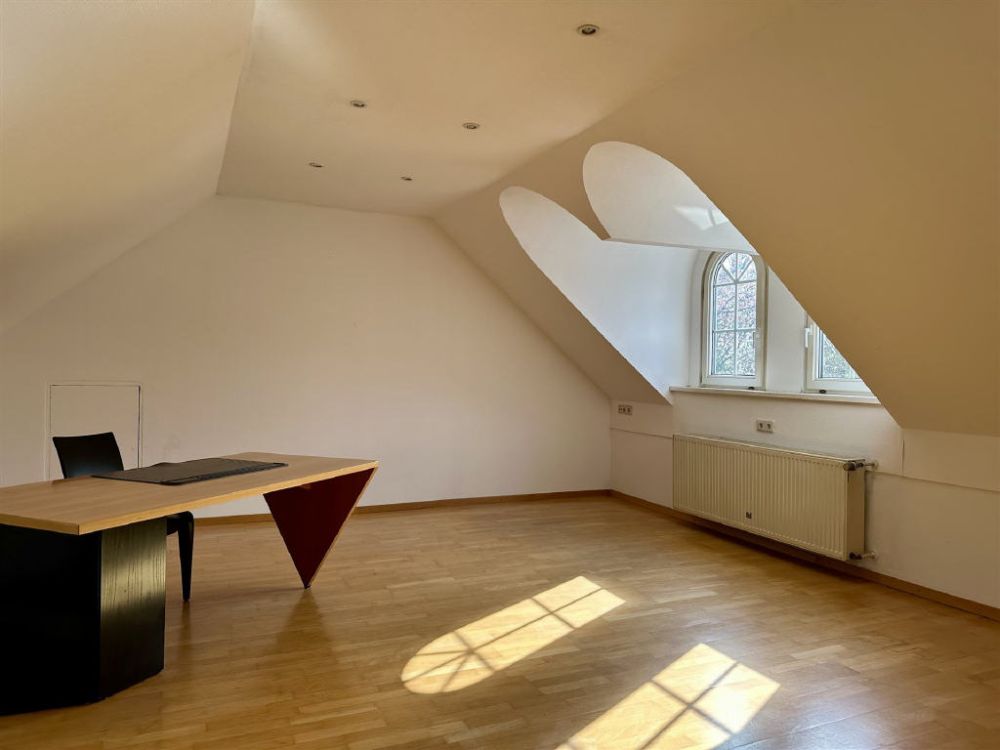 ### NEUER PREIS ### Exklusives Architektenhaus in bevorzugter Wohnlage von Bernkastel-Kues