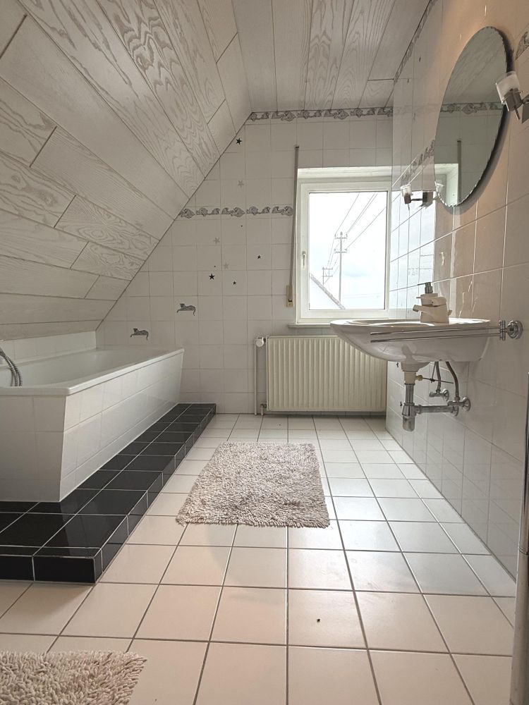 Badezimmer Dachgeschoss
