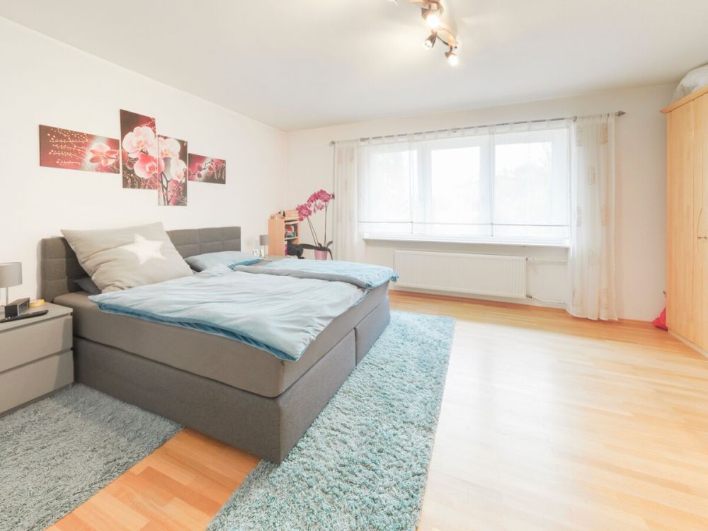 Großzügiges Einfamilienhaus mit großem Garten - gepflegtes Wohnen für die ganze Familie! (16)