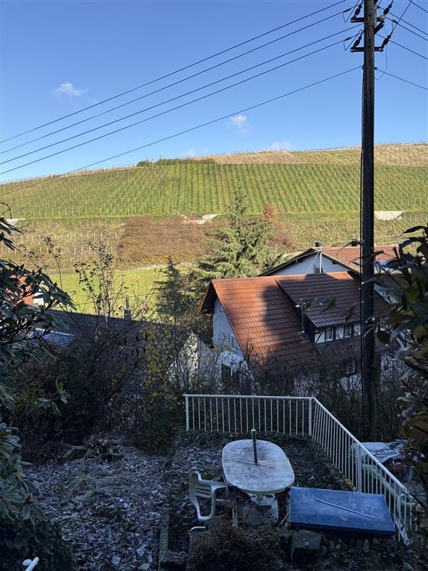 Charmantes Zweifamilienhaus mit Ausbaupotential!