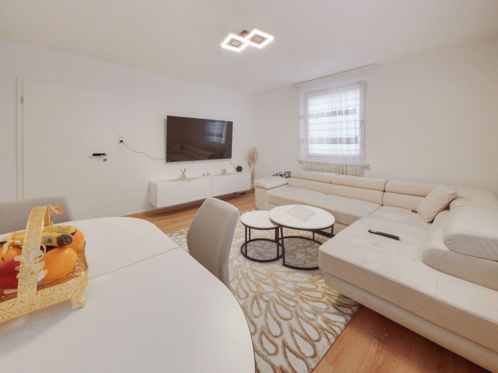 Ideal für Kapitalanleger - Vollvermietetes Wohn- und Geschäftshaus in Neuendettelsau (16)