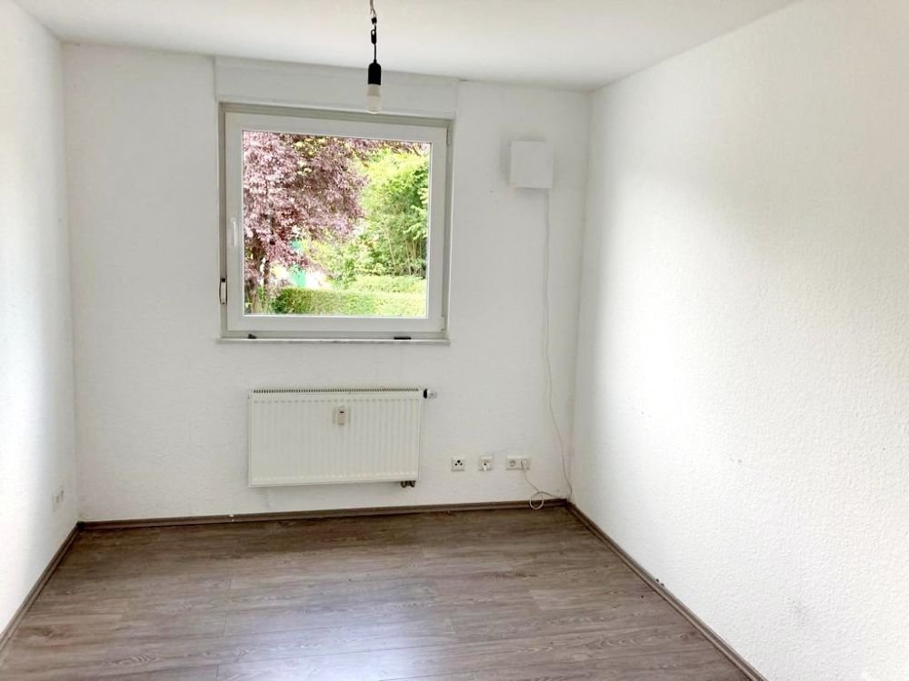 Zwei-/Dreifamilienhaus in Ortsrandlage von Kürten