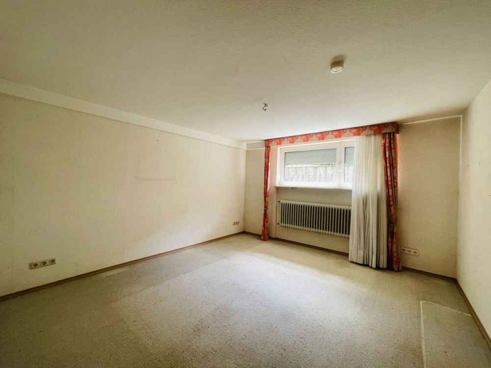 Freistehendes Einfamilienhaus                - Sprendlingen - Gute Lage