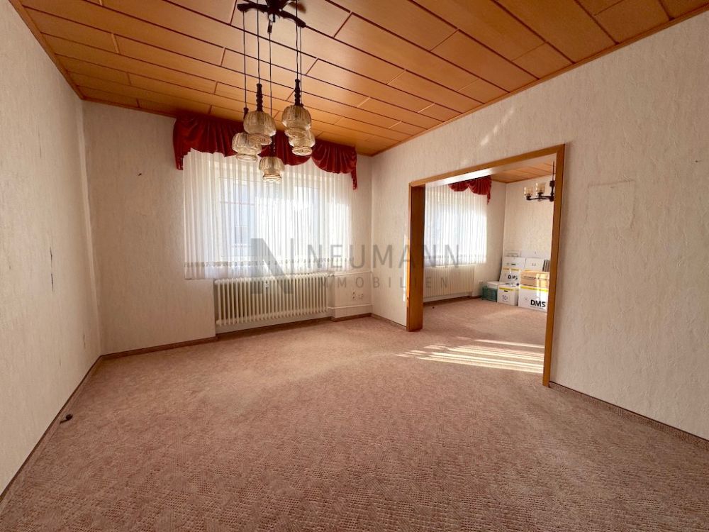 Großes Mehrfamilienhaus mit Garten in schöner Lage von Mörfelden