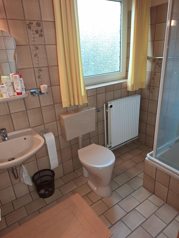 EFH in ruhiger Lage nahe dem Ortskern von Sankt Peter-Dorf