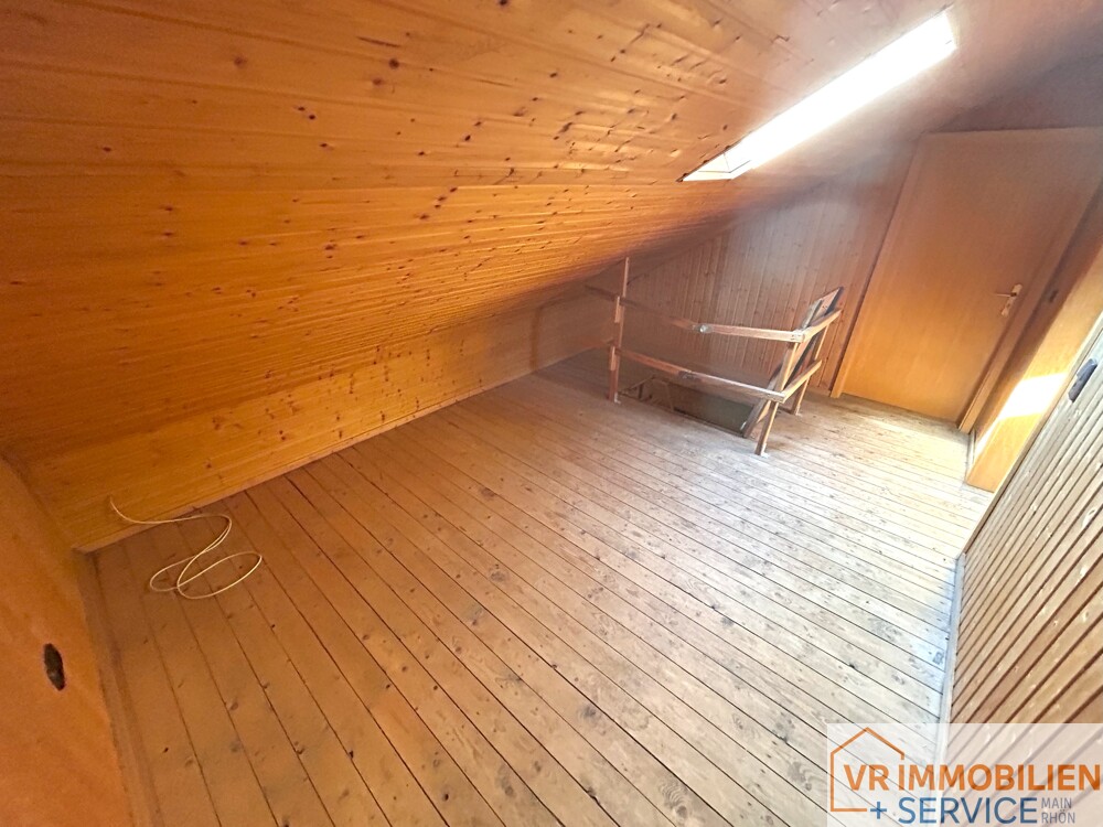 Ein Haus seiner Zeit voraus! – Einfamilienhaus in Blockbauweise in 97647 Nordheim v.d. Rhön!