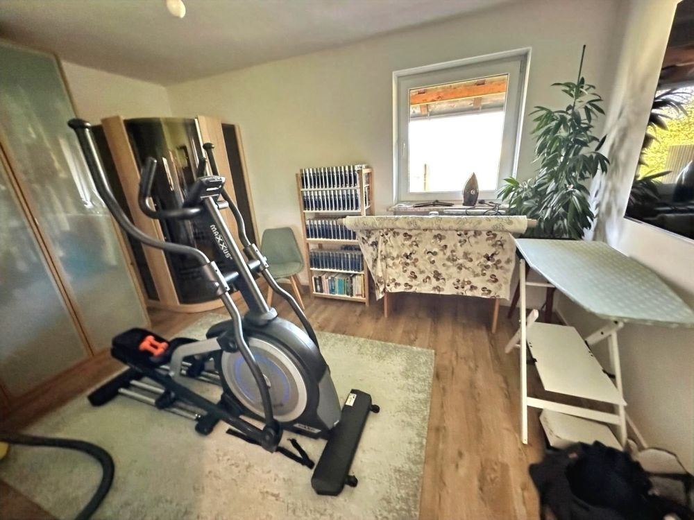 Große Dachgeschosswohnung in Ismaning