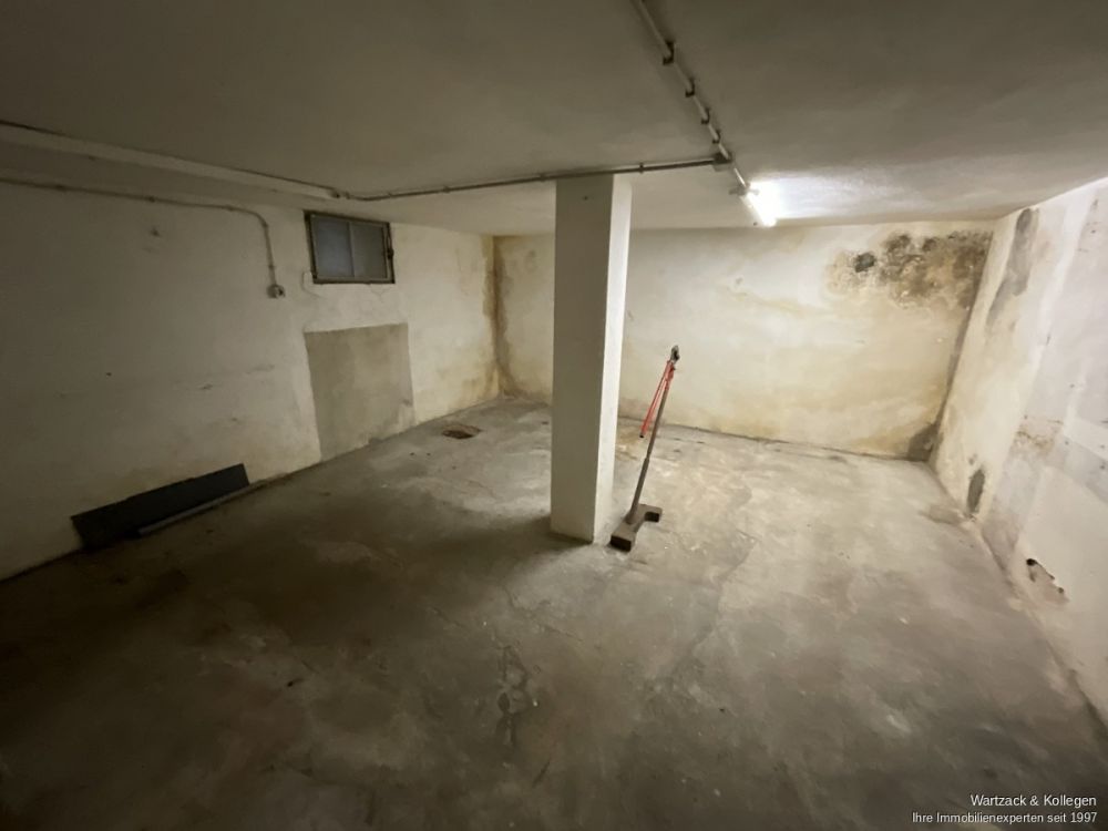 Hier gibt es viel zu tun: 
Sanierungsobjekt 
in bester Lage von Eibach!