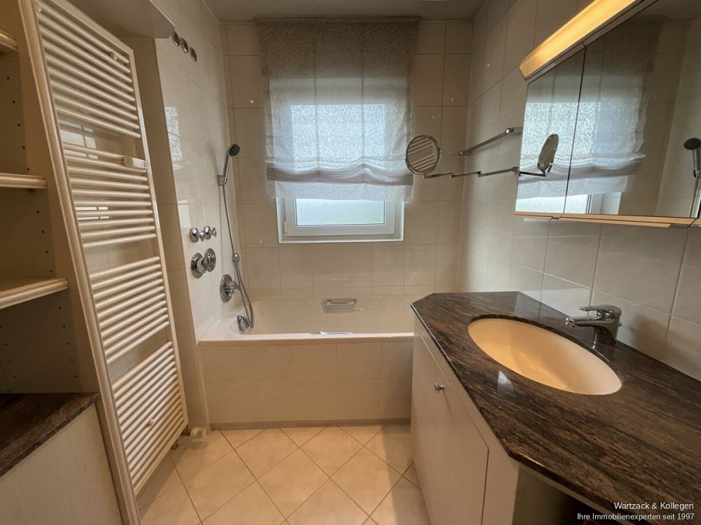 4-Zimmer-Penthouse mit traumhafter Dachterrasse in Wendelstein-Großschwarzenlohe