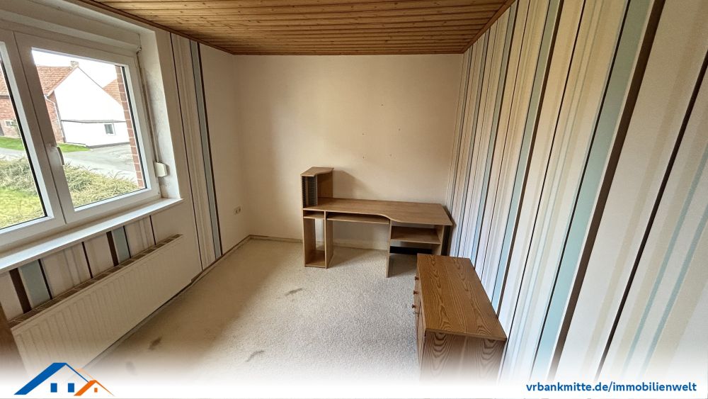 Charmante Doppelhaushälfte mit Potenzial – ruhiges Wohnen auf 3 Ebenen