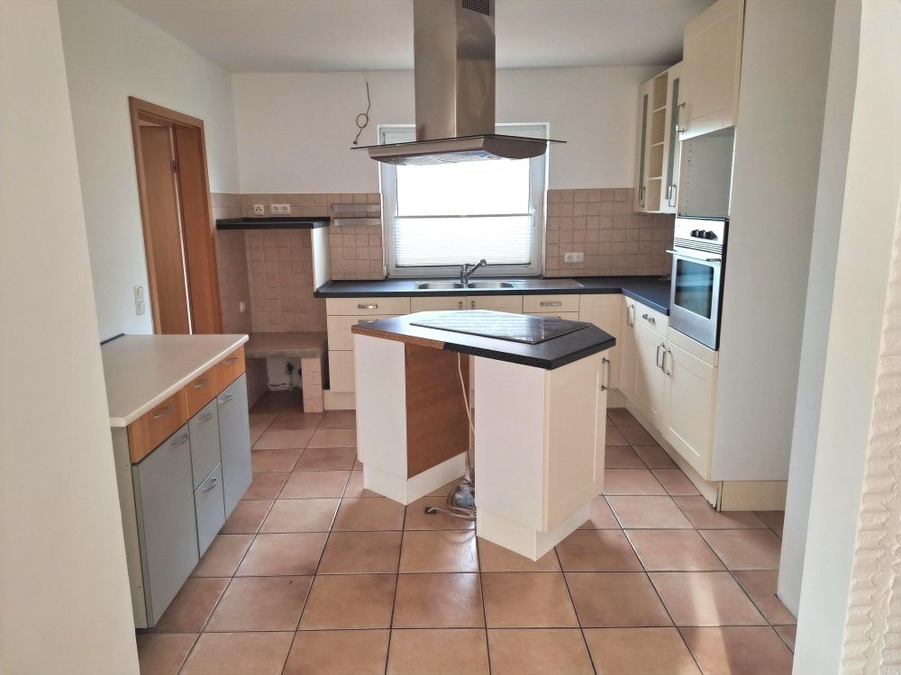 Großer Bungalow auf Erbbaugrundstück in attraktiver Lage