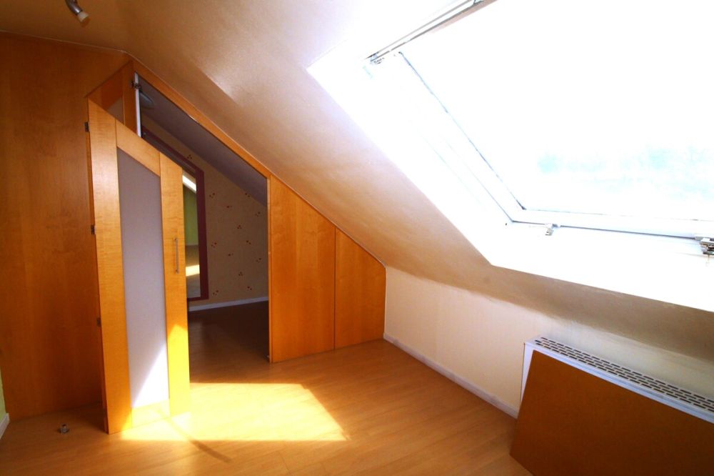 Geräumiges Reihenmittelhaus mit Garage in Schwabach-Limbach – Das perfekte Zuhause für Familien!