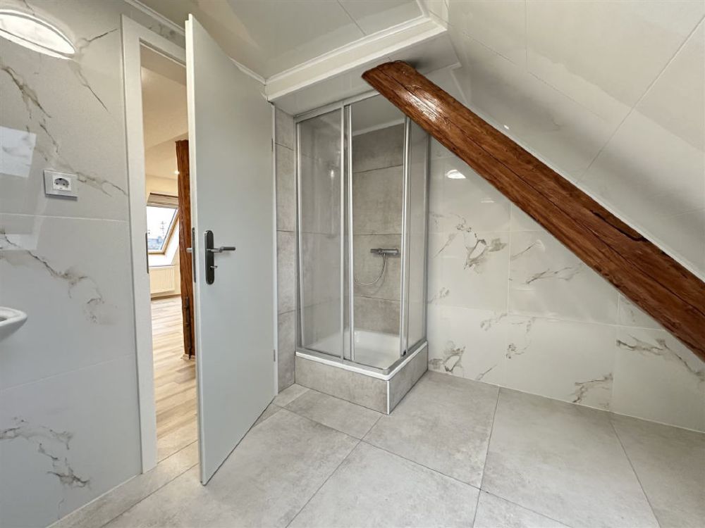 Vollständig Renovierte Doppelhaushälfte in Lingerhahn!