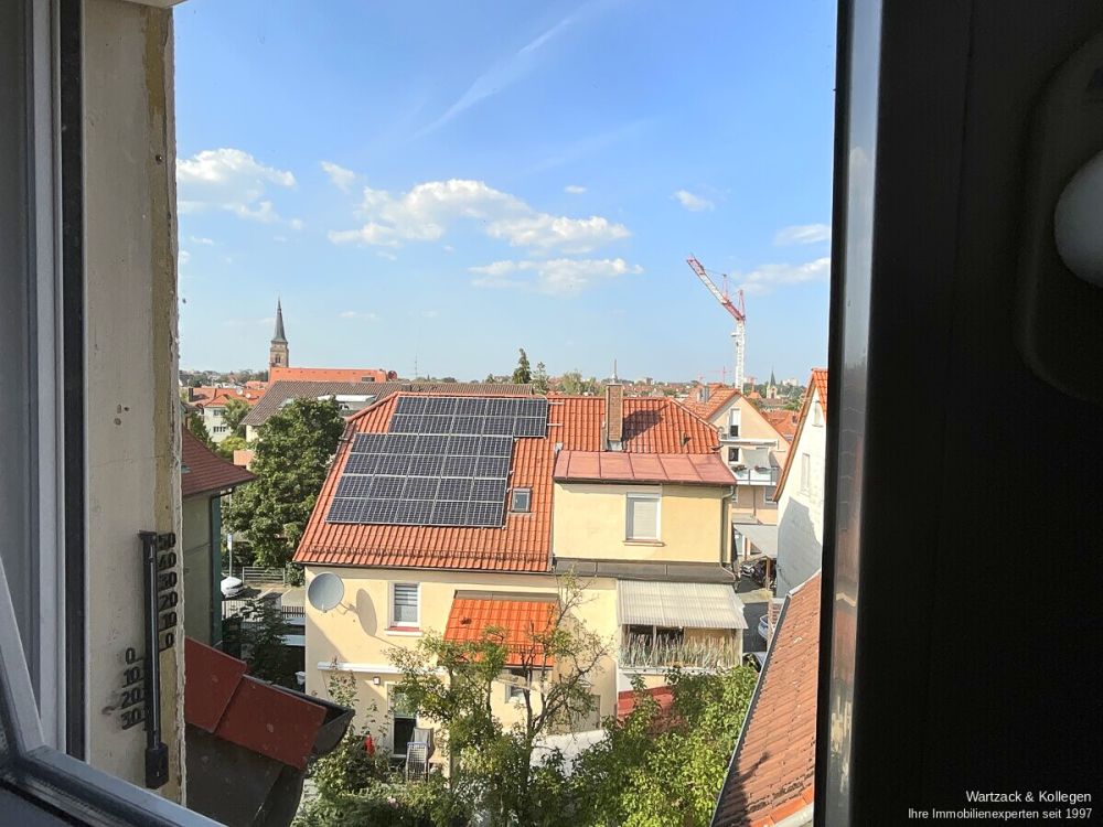 gemütliche 
4,5-Zimmer-Dachwohnung
zwischen Stadtpark & Marktplatz