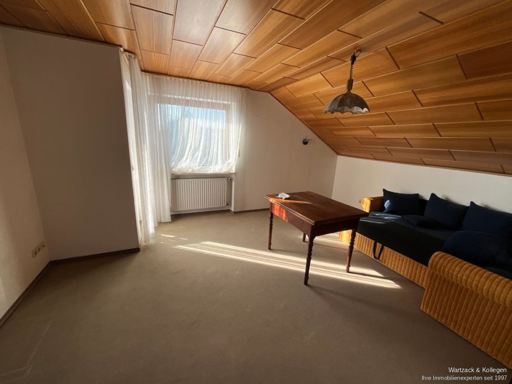 Familienschatz!
Ein- bis Zweifamilienhaus 
in Postbauer-Heng (Kemnath)