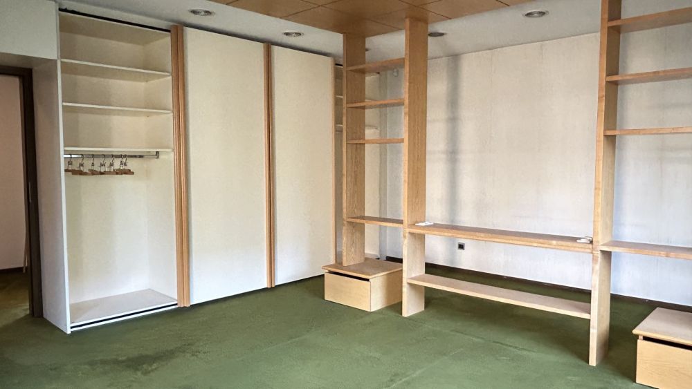 EG: Eltern-Badezimmer