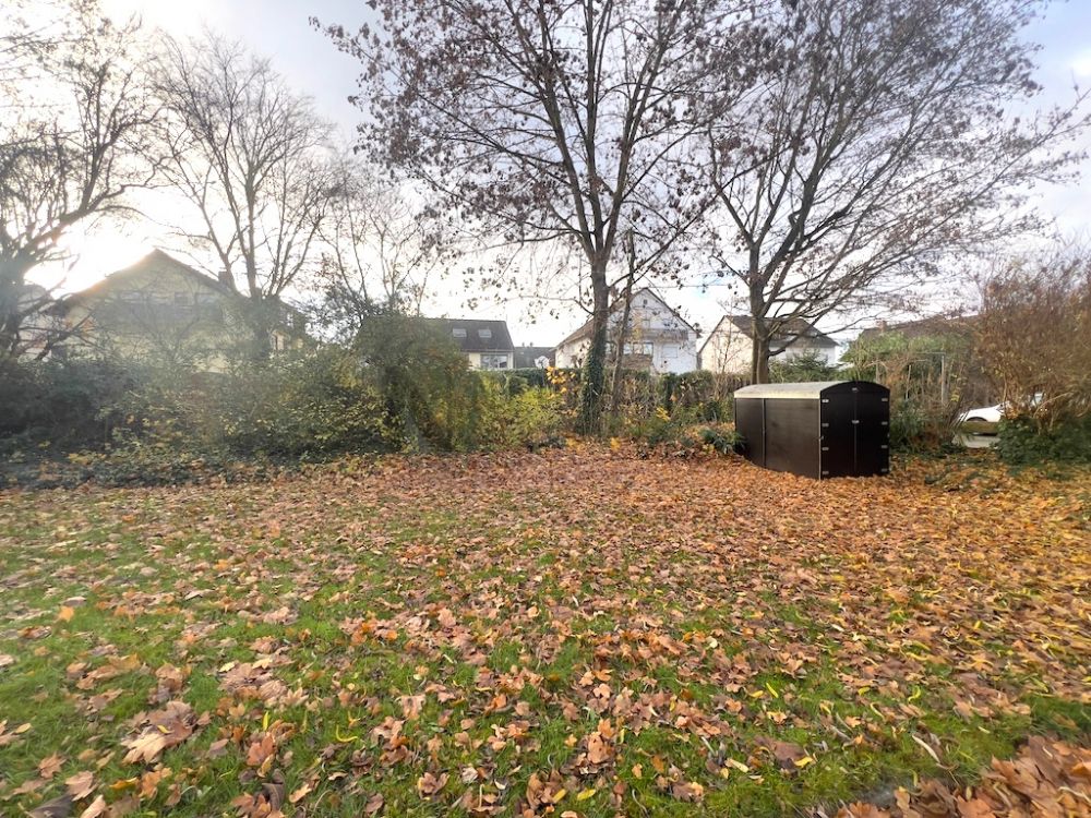 Große, helle 4 Zimmer Wohnung mit Loggia in Mörfelden