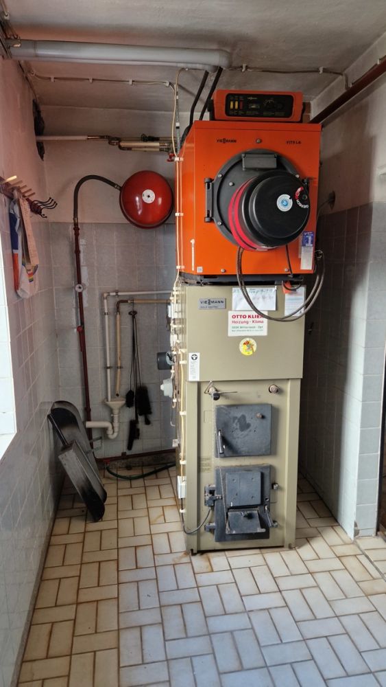 Sanierungsobjekt mit viel Platz und Nebengebäude in Mitterteich zu verkaufen