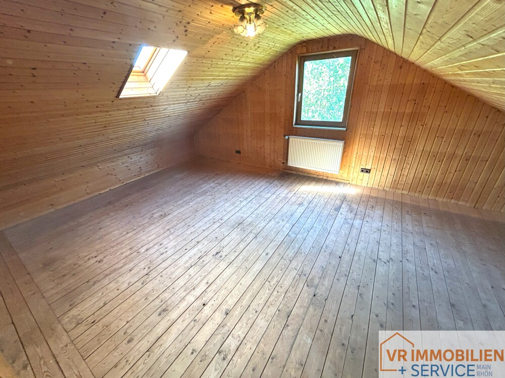 Ein Haus seiner Zeit voraus! – Einfamilienhaus in Blockbauweise in 97647 Nordheim v.d. Rhön!