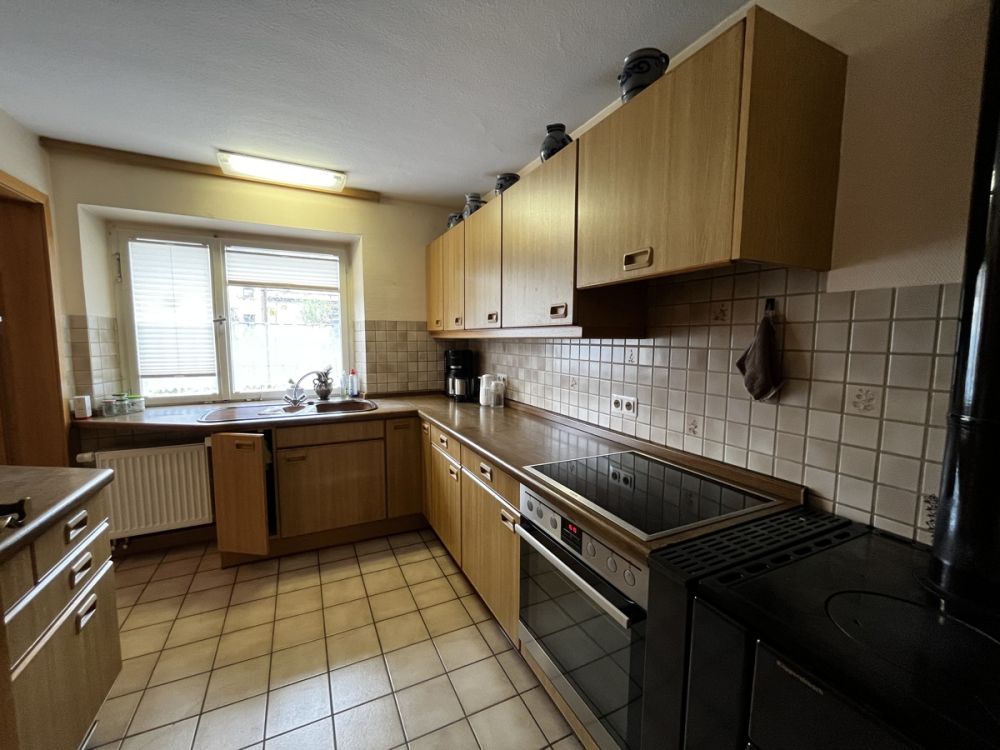 Großzügiges Wohnen in ländlichem Umfeld mit genügend Platz für die ganze Familie und deren Hobbys! (18)