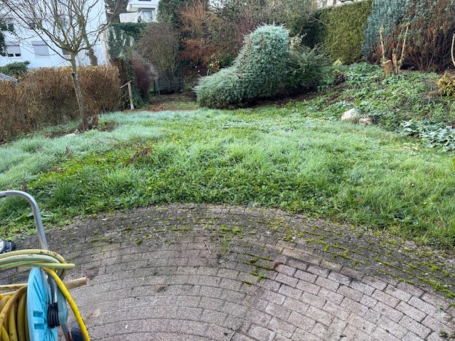 Garten mit Terrasse