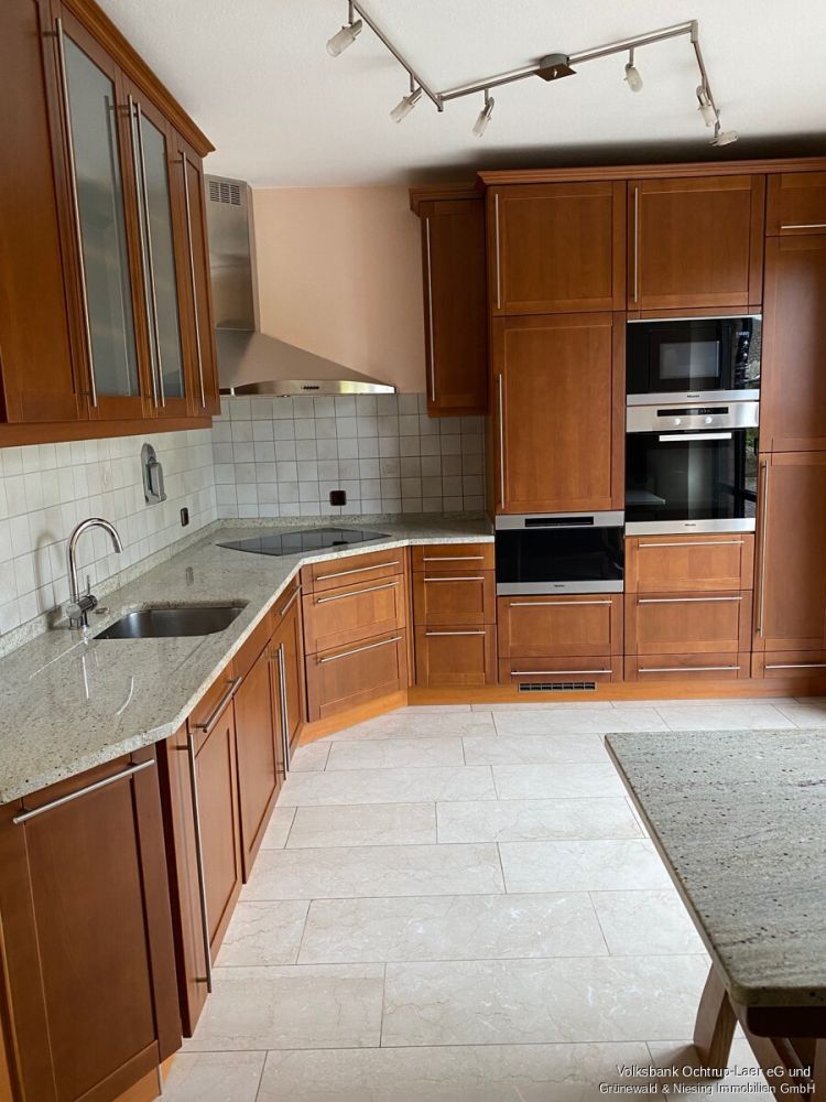 Charmantes Einfamilienhaus zur Miete !