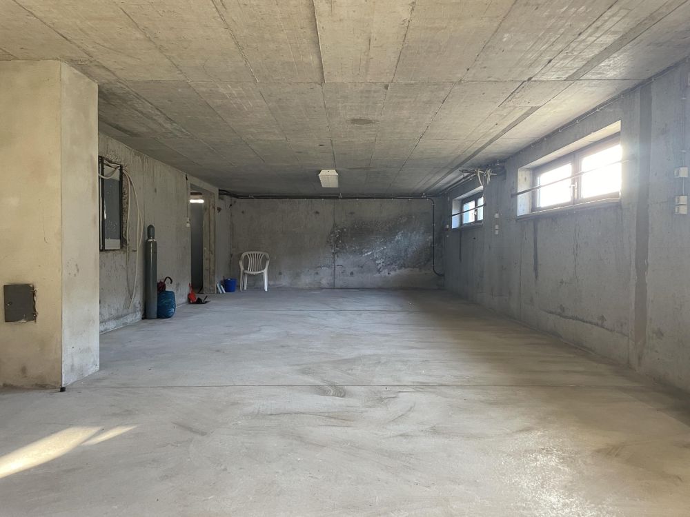 Gewerbeobjekt mit viel Platz in Bergheim